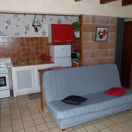 Le Pinot - - Lot - Vallée De La Dordogne Hébergement de vacances Saint-Michel-de-Bannières